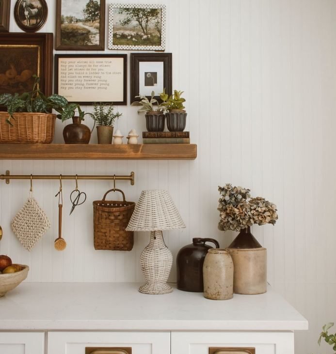 How to Style Open Kitchen Shelves